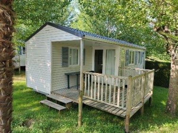 Camping La Ferme Des 4 Chenes New Aquitaine France Campsited