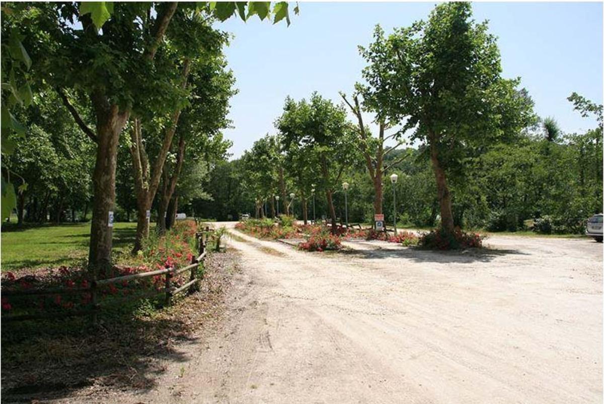 Domaine du Lac de Neguenou - Photo 2