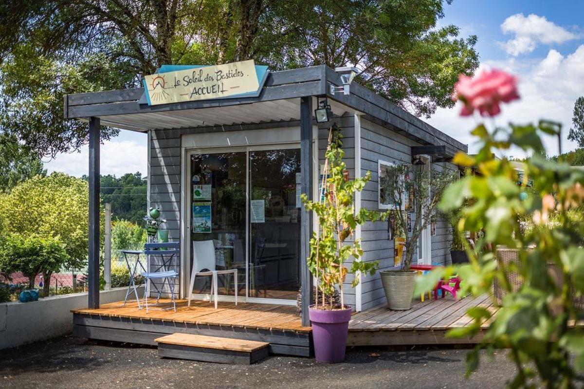 Camping Le Soleil des Bastides - Photo 8