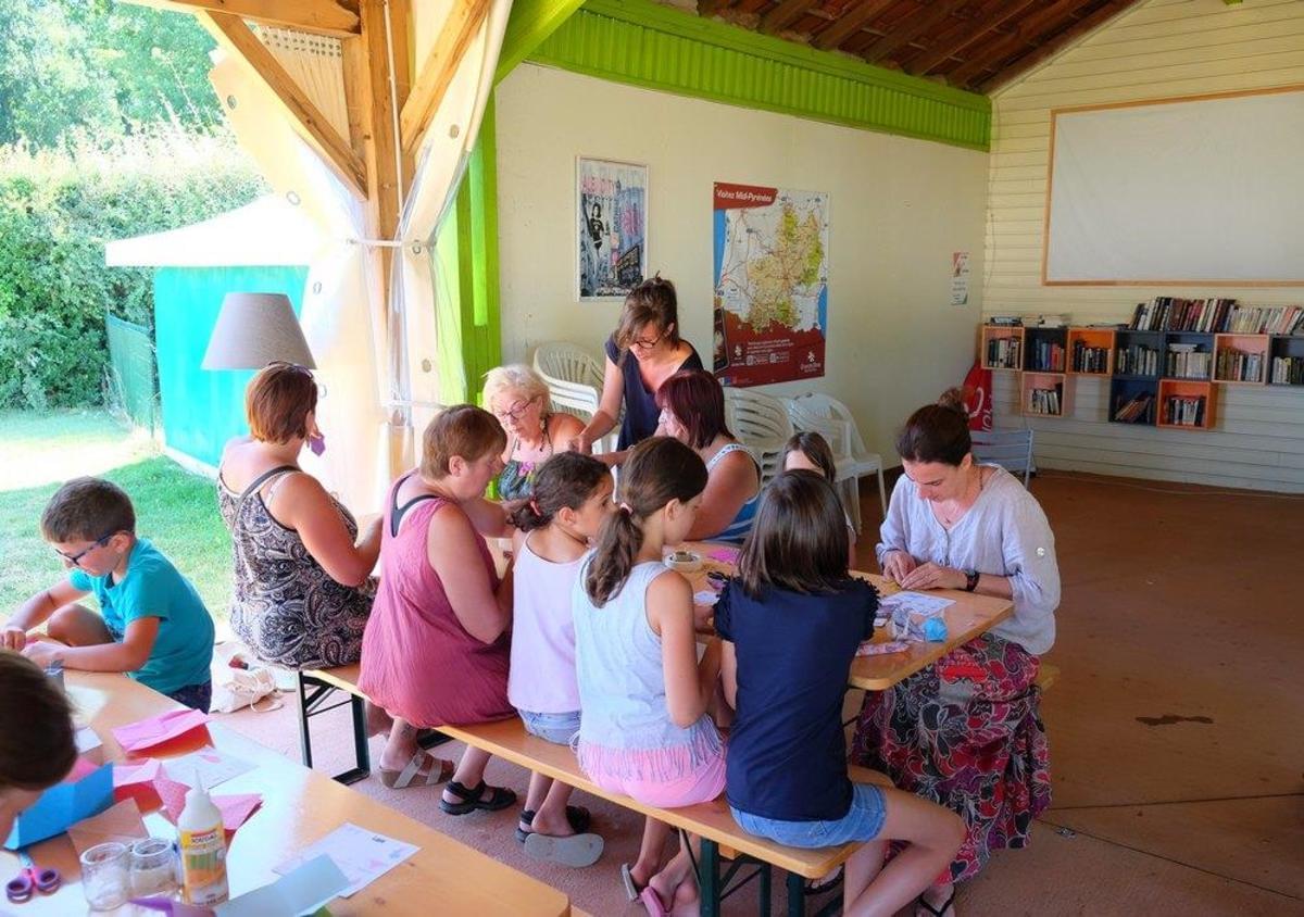 Camping Les Pommiers d'Aiguelèze - Photo 14