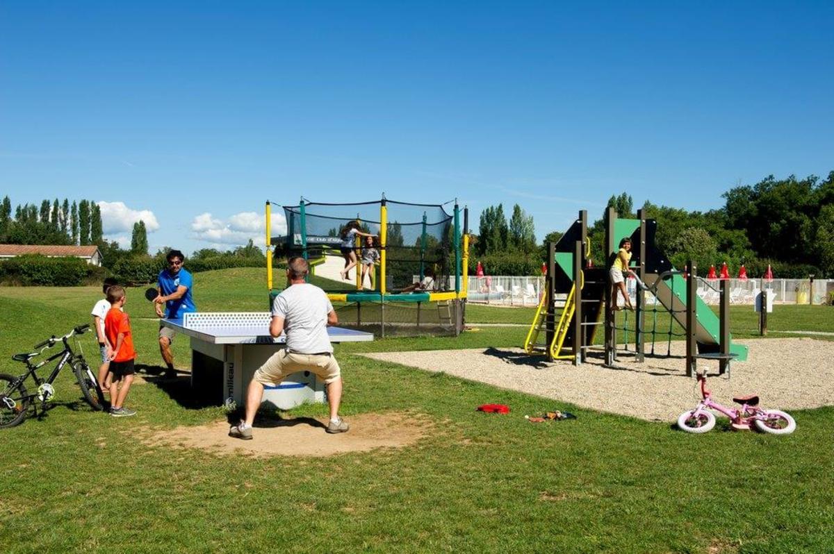 Camping Les Pommiers d'Aiguelèze - Photo 16