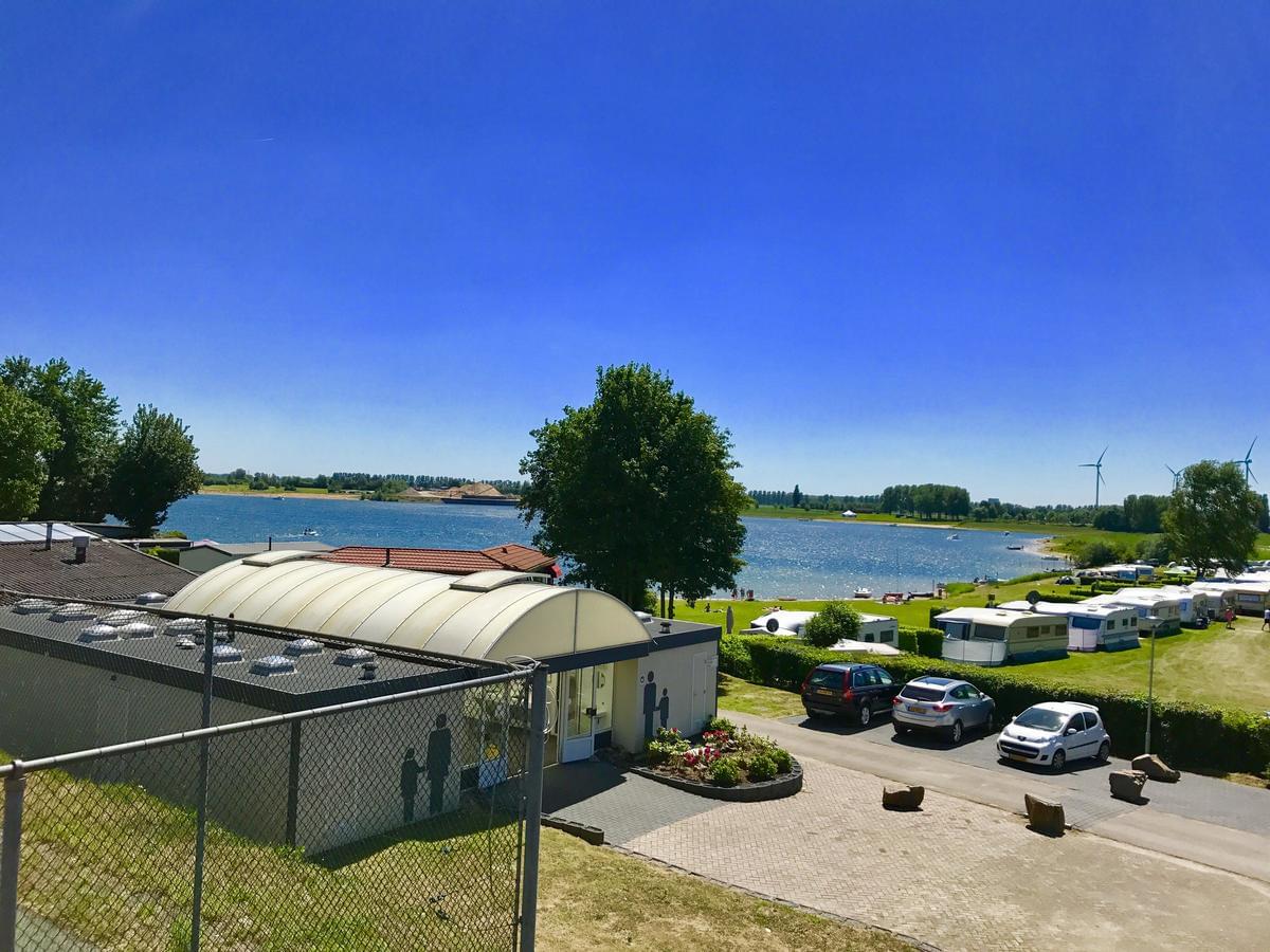 Recreatiepark en Jachthaven Rhederlaagse Meren - Photo 4