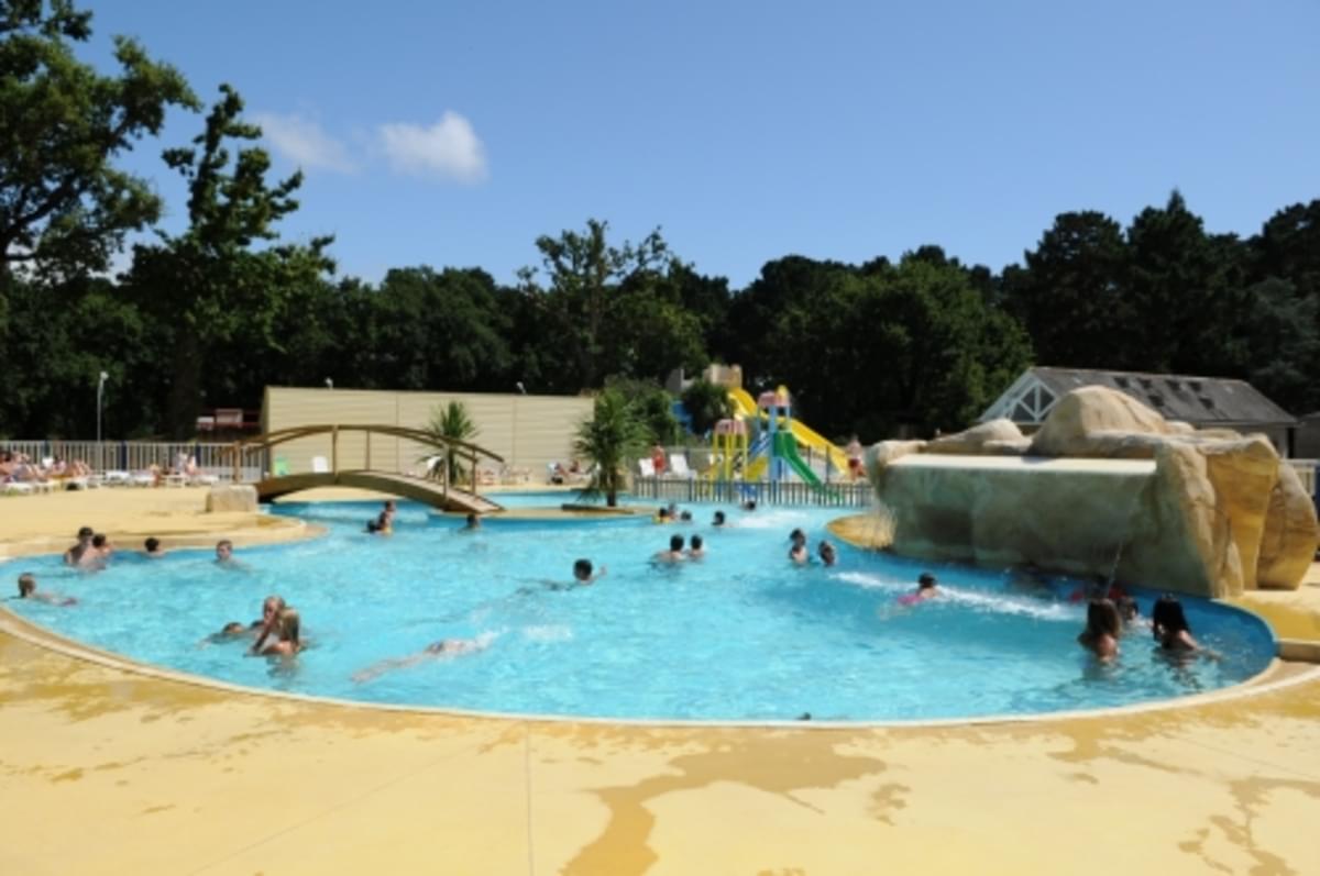 Camping Le Château du Petit Bois - Photo 1
