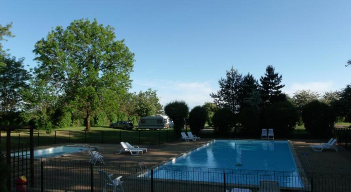 Camping La Croix d'Arles - Photo 1