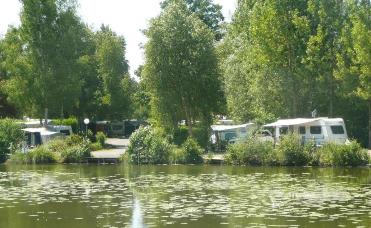 Camping du Vivier aux Carpes - Photo 1