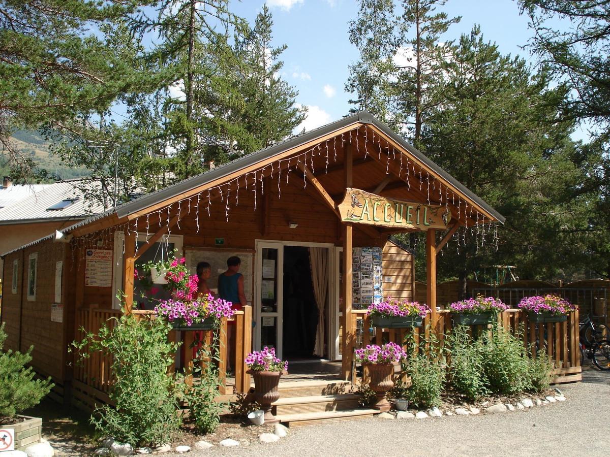 Camping-Caravaneige l'Iscle de Prelles - Photo 2