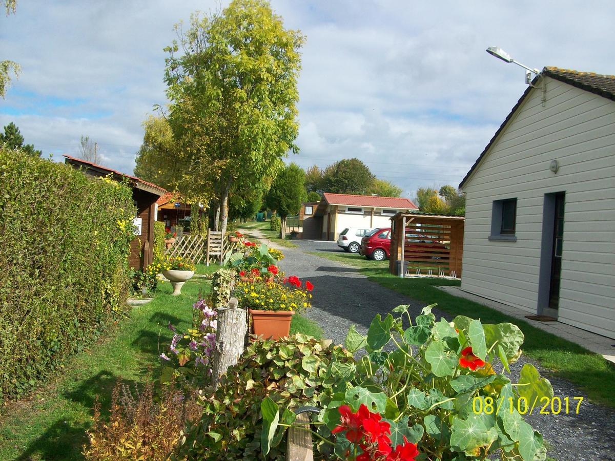 Camping ''LE PONT ROUGE ET LES VIGNES'' - Photo 2