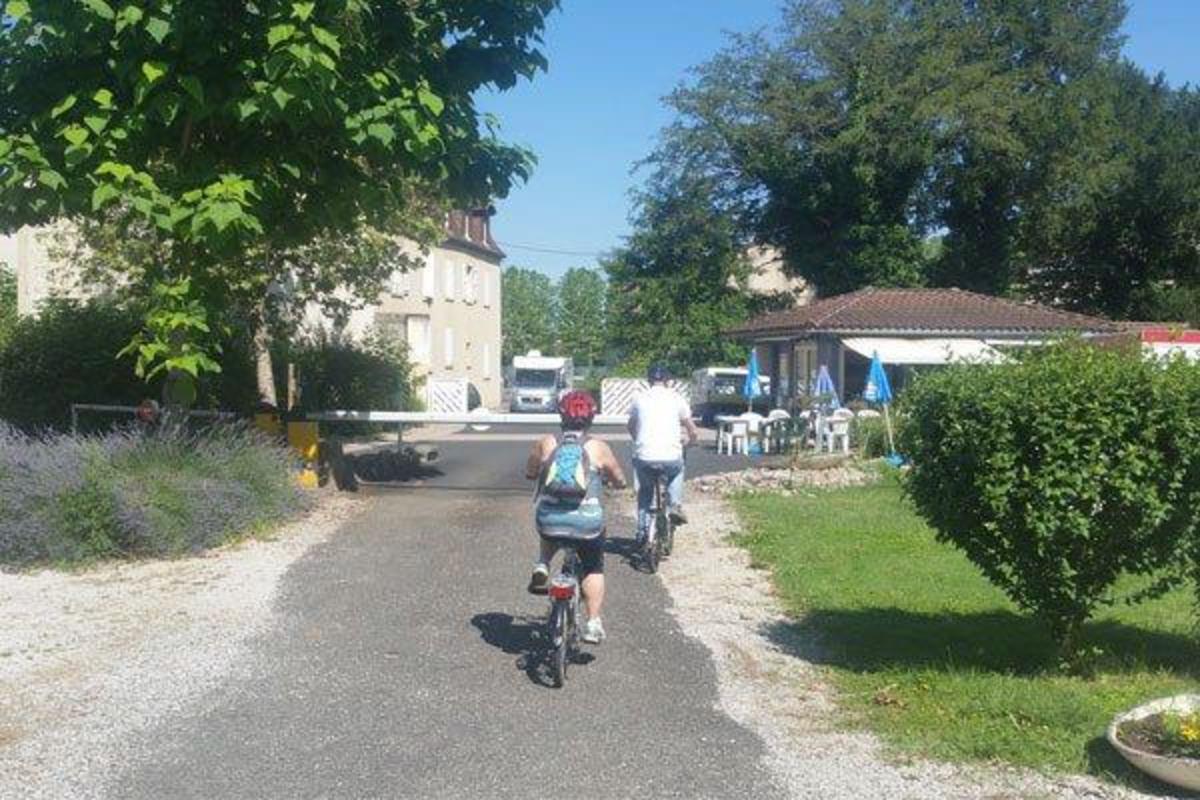 Camping LE SOULHOL - Photo 12