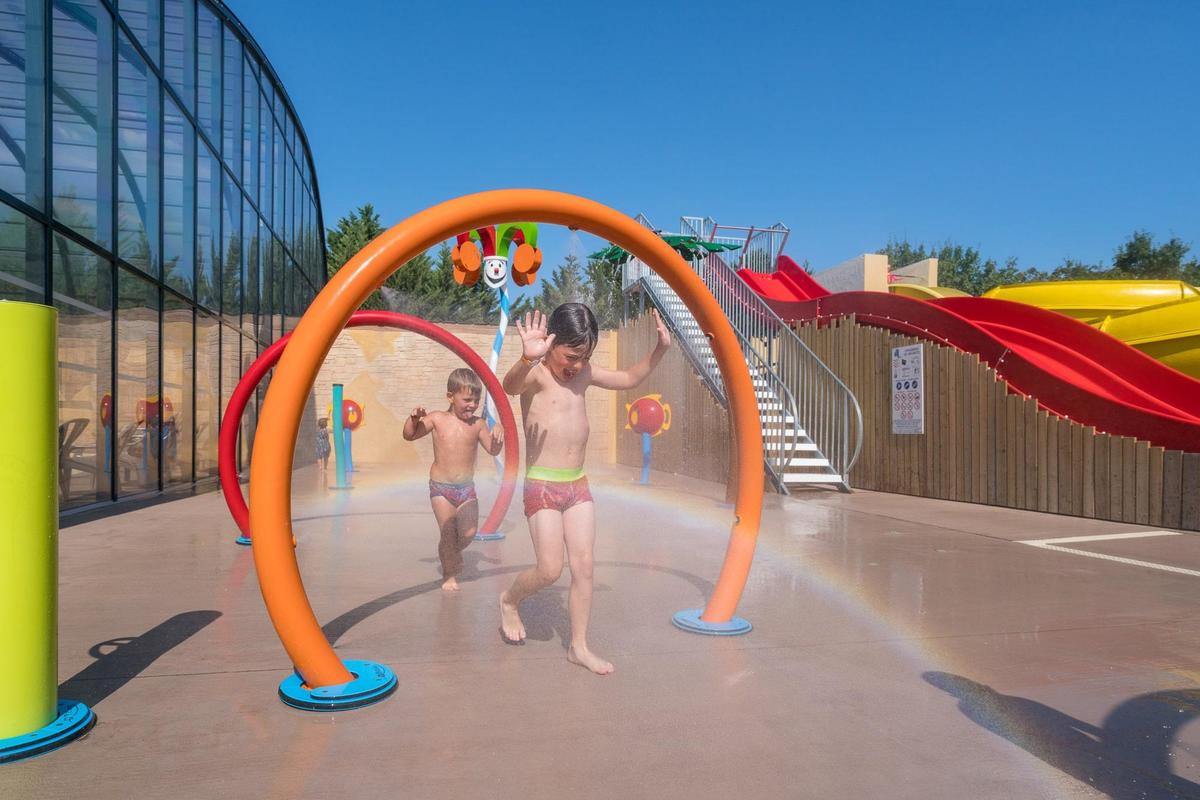 Camping Village de La Guyonnière - Photo 493