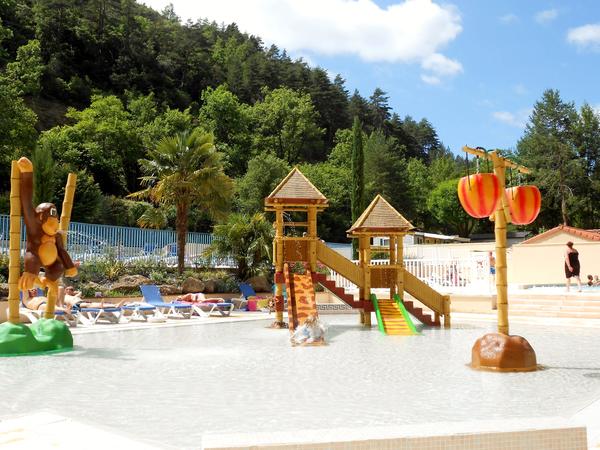 Image of Flower Camping PEYRELADE