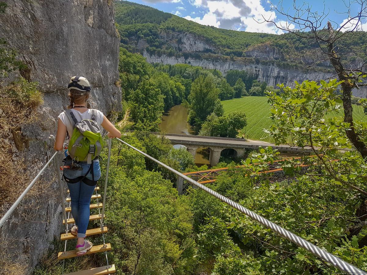 Camping LE CLOS BOUYSSAC - Photo 45