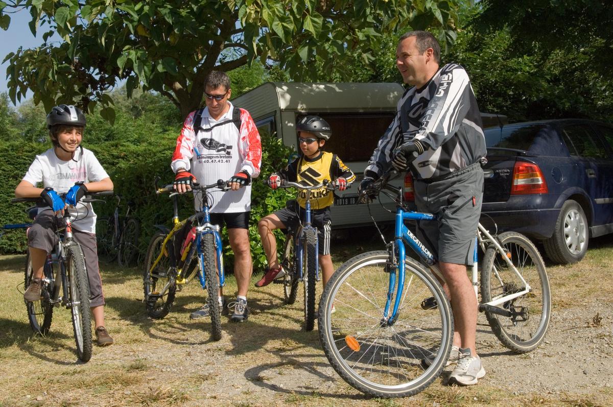 Flower Camping LES MIJEANNES - Photo 24