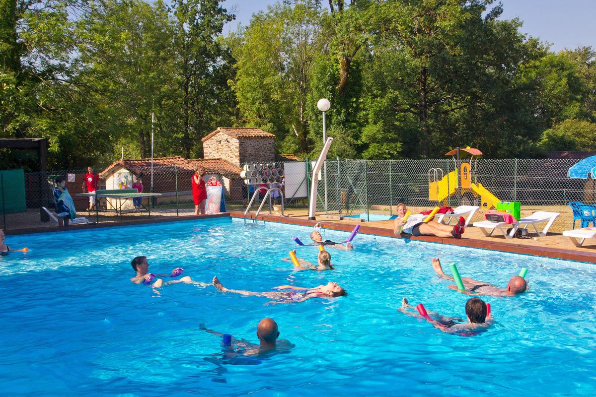 Camping les Monts d'Albi - Photo 1