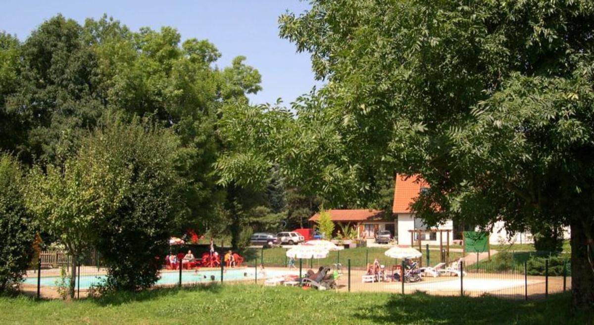Camping La Croix d'Arles - Photo 2