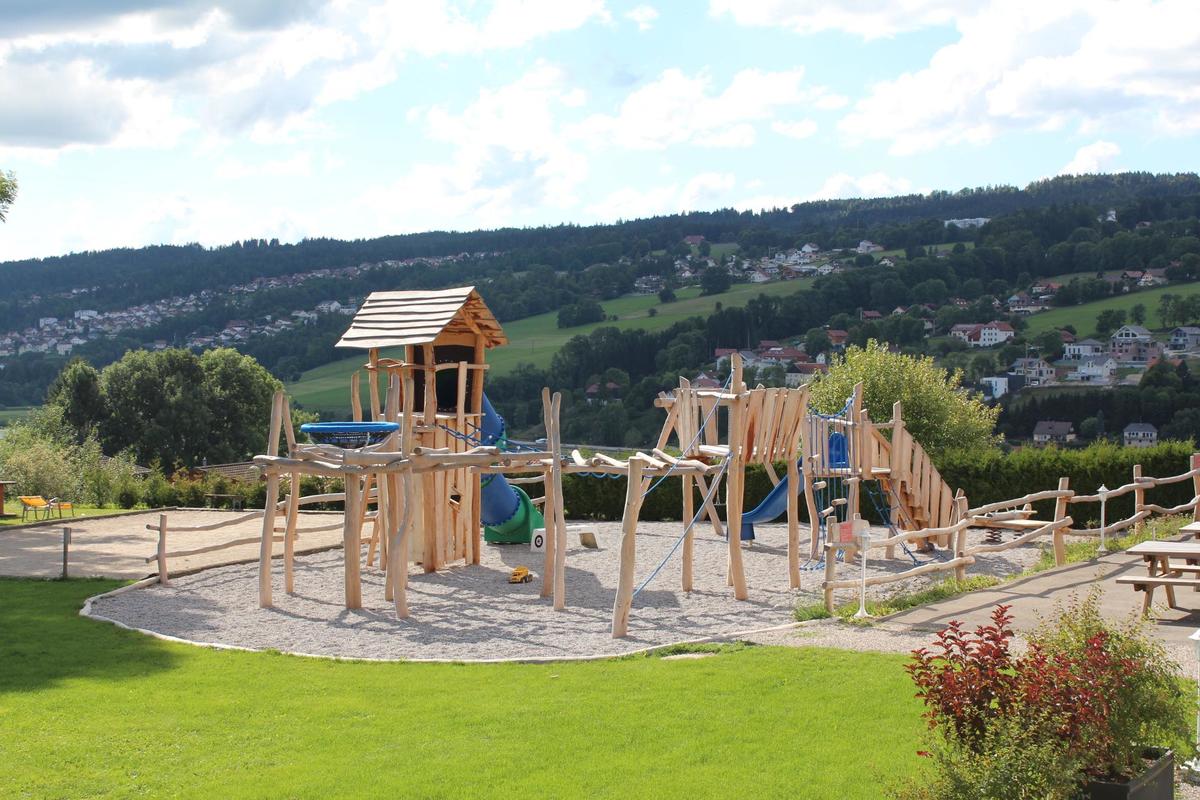 Camping Lac des Brenets - Photo 2