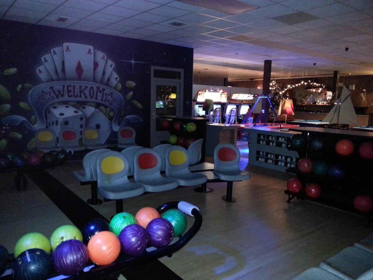 Recreatiepark en Jachthaven De Scherpenhof - Photo 3