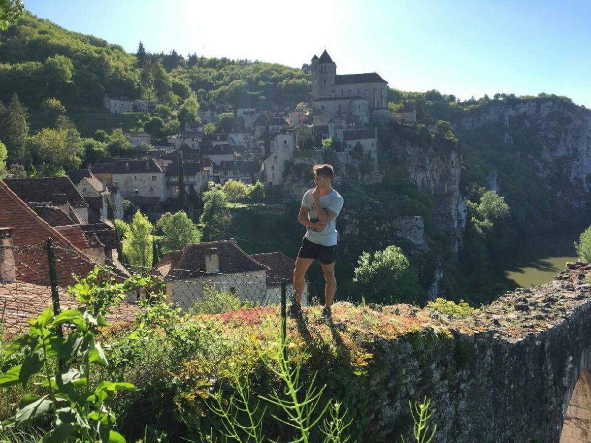Camping De LA PLAGE à St Cirq Lapopie, Occitanie, France Campsited