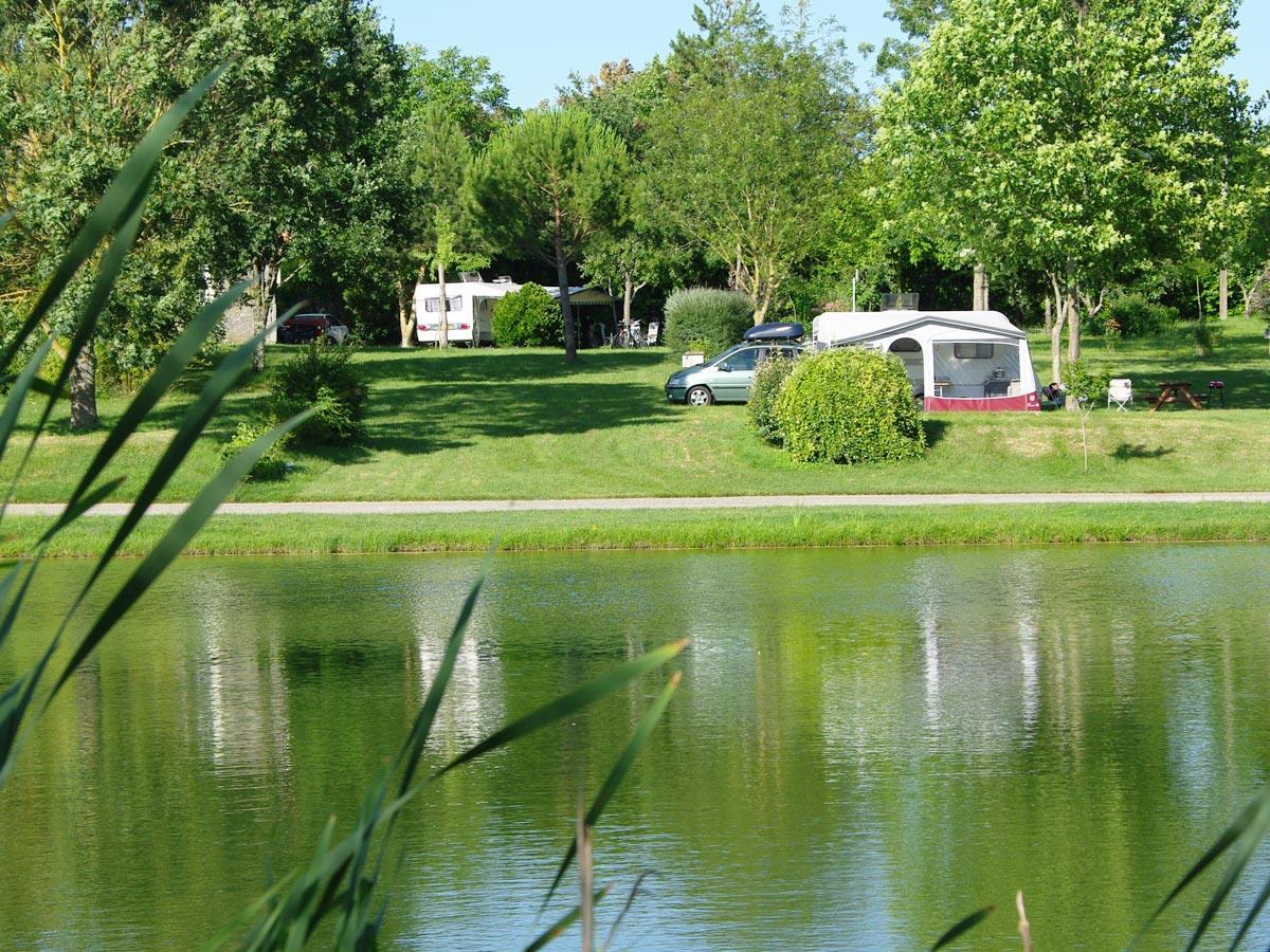 Camping Le Pouchou - Photo 2