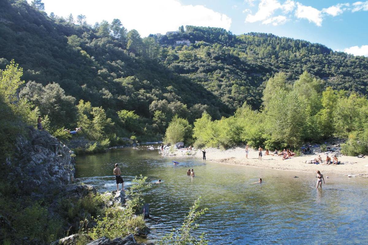 CAMPING LES CHATAIGNIERS - Photo 2