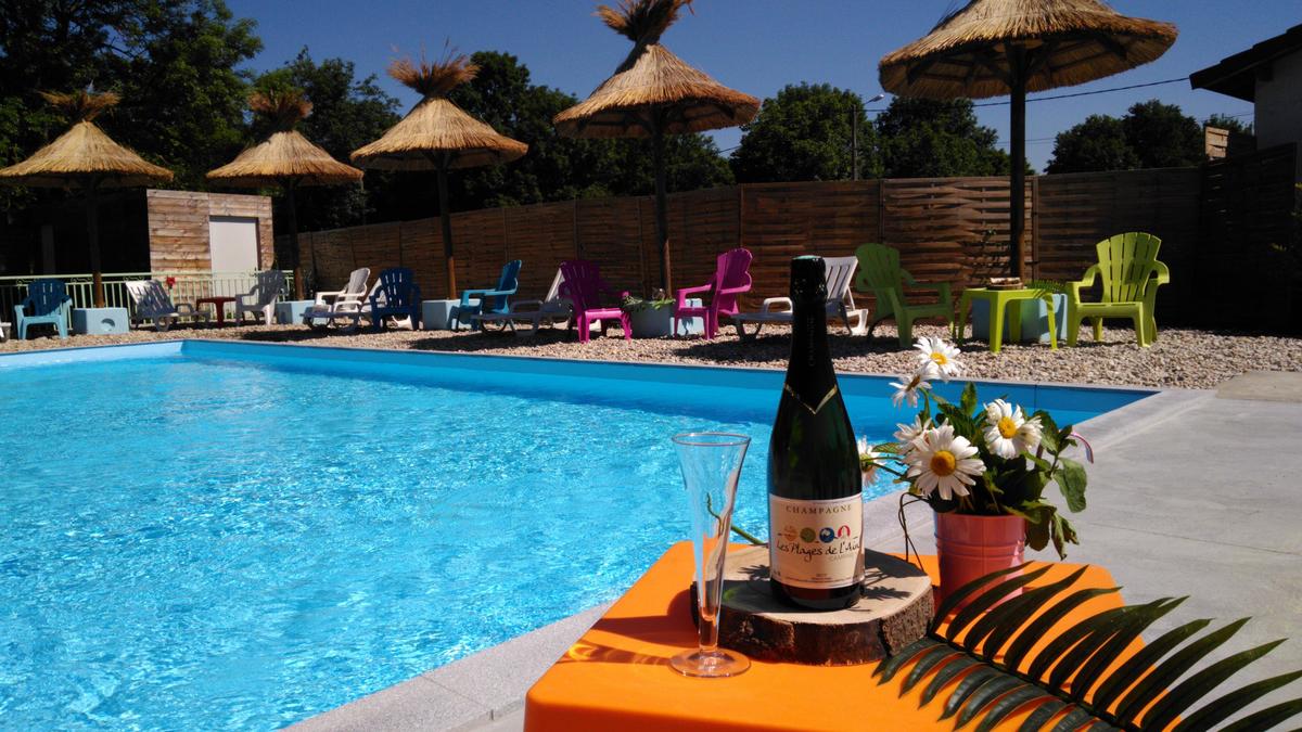 Camping Les Plages de l'Ain - Photo 1