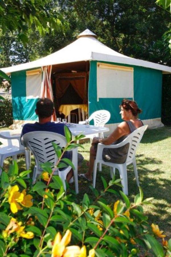 Flower Camping LE PESSAC - Photo 3