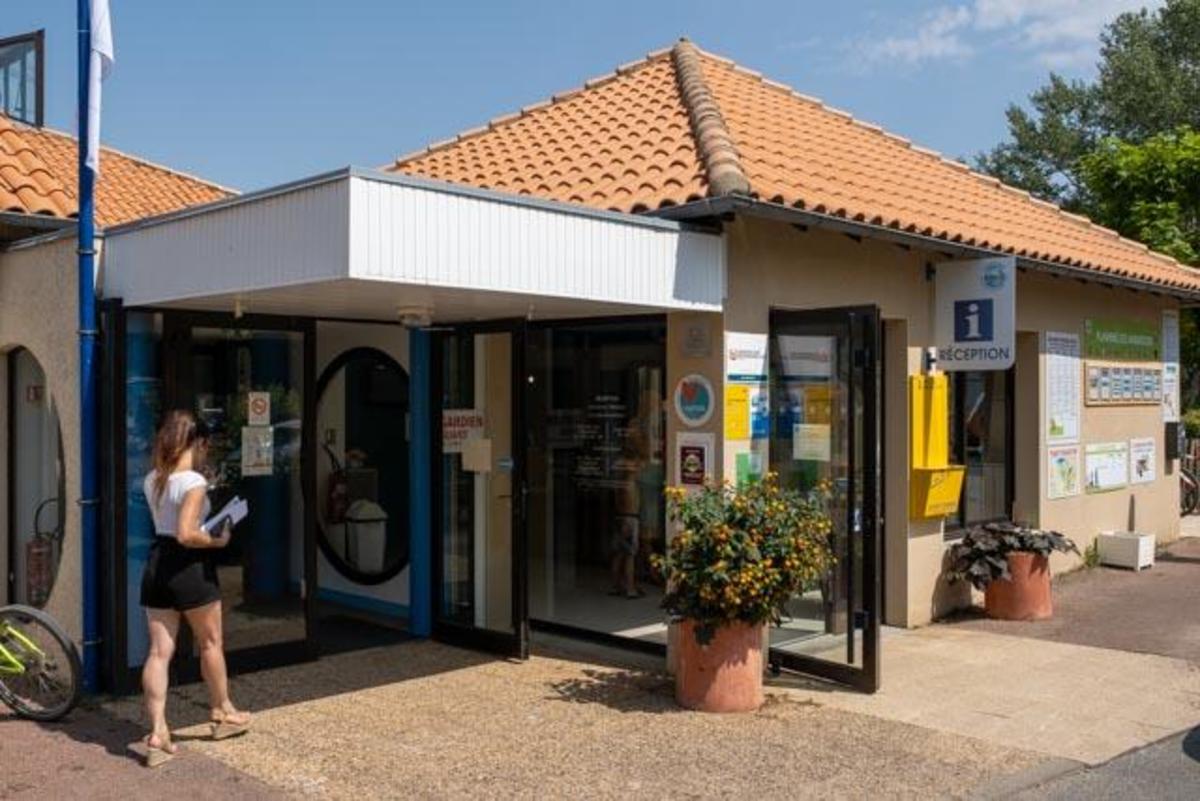 Camping du Lac de Saint Cyr - Photo 10